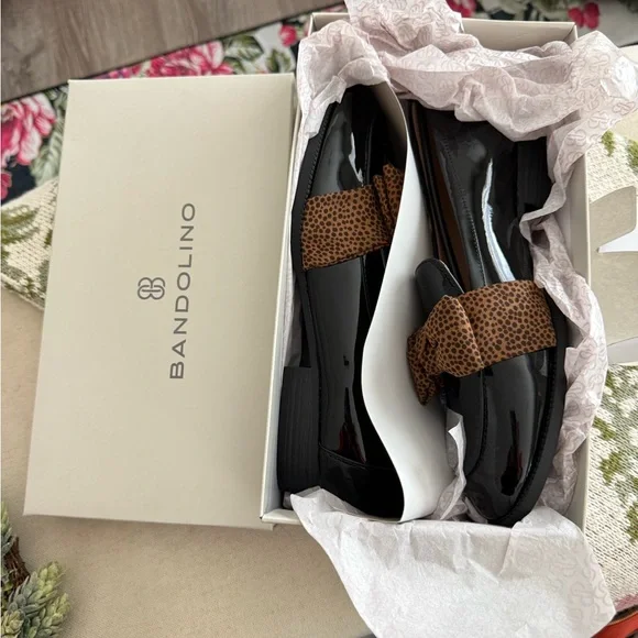 Bandolino Black Patent Loafers with Brown Leopard-Print Strap - Picture 1 of 7